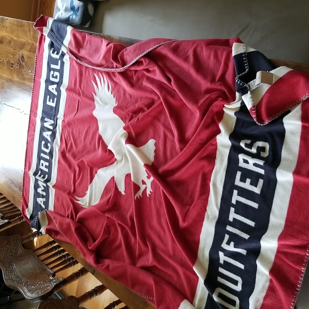 Ameican Eagle Outfitters Throw